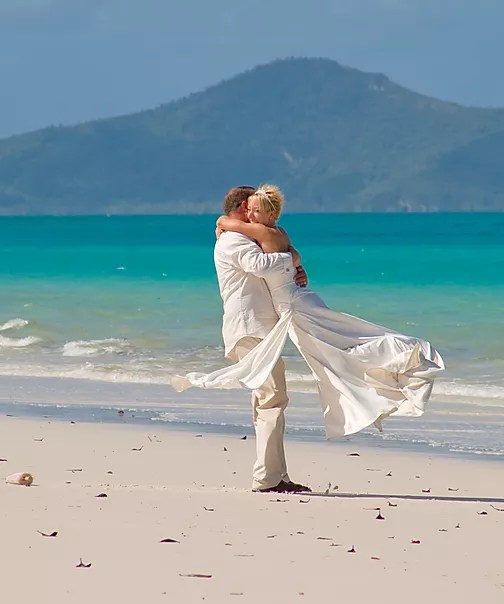 Photo Only accessible by boat or air, whitehaven beach offers 7km of pristine white silica sand, and ranks among the top ten beaches in … Www Divineweddingswhitsundays Com Au Weddings Whitehaven Beachweddings