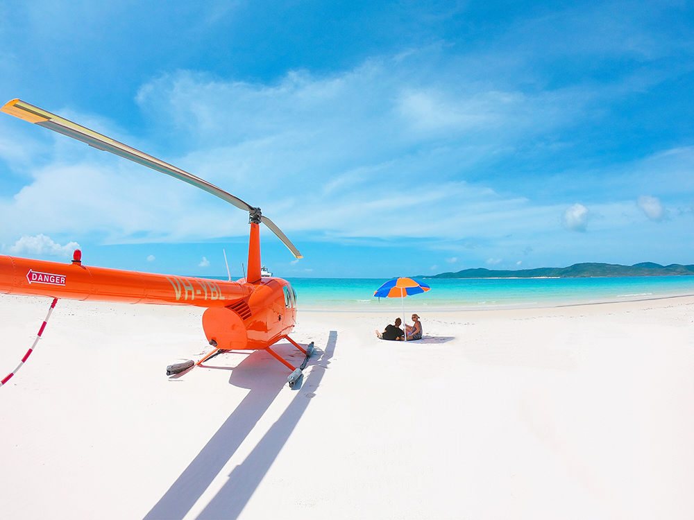 For stunning aerial views of the whitsundays without the ocean rafting component, 60 minute scenic flights over the whitsunday islands and great barrier reef, . Whitehaven Beach Helicopter Tour Scenic Flight Booker