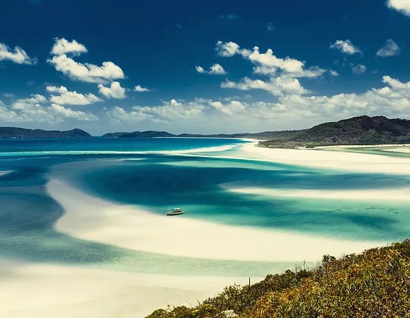 The whitsundays to cairns in 10 days · day 1: Destinations Australia Tours And Travel