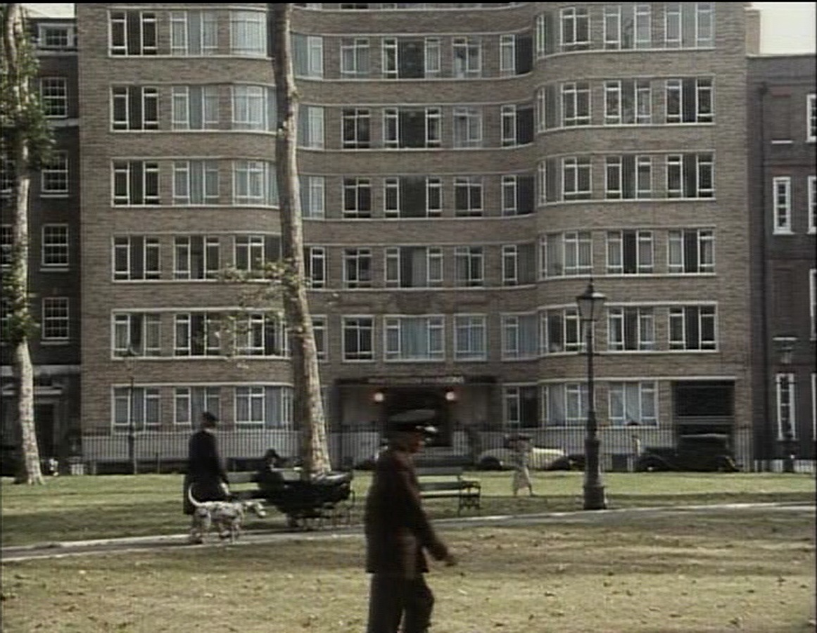 Its art deco exterior became known as whitehaven mansions, the home. The Chronology Of Agatha Christie S Poirot Apartment